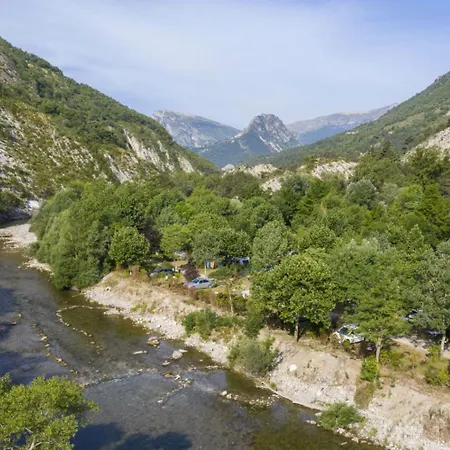 6p 3bdrms Aircon Castellane