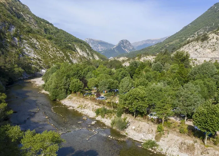 6p 3bdrms Aircon Castellane